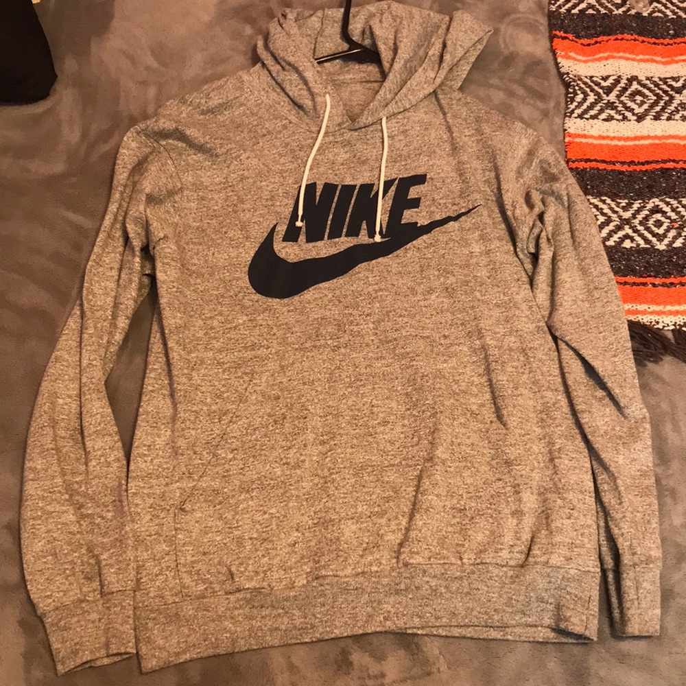 Nike hooded long sleeve